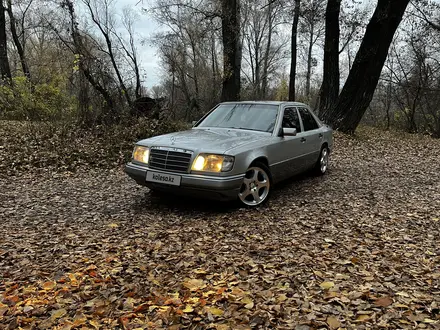 Mercedes-Benz E 280 1994 года за 5 200 000 тг. в Шымкент – фото 19