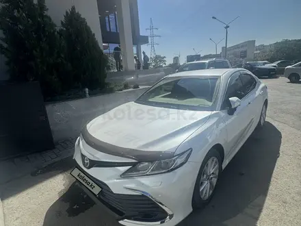 Toyota Camry 2023 года за 15 200 000 тг. в Актау