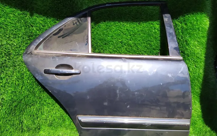 Дверь Mercedes Benz 210 за 25 000 тг. в Караганда