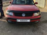 Volkswagen Passat 2000 года за 4 000 000 тг. в Уральск