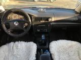Volkswagen Passat 2000 года за 4 000 000 тг. в Уральск – фото 3