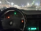 Mercedes-Benz E 230 1990 года за 1 600 000 тг. в Астана – фото 3