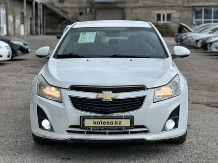 Chevrolet Cruze 2012 года за 3 700 000 тг. в Актобе – фото 2