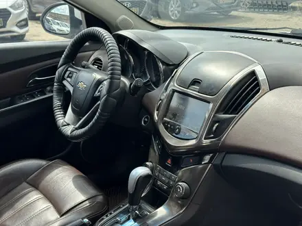 Chevrolet Cruze 2012 года за 3 700 000 тг. в Актобе – фото 7