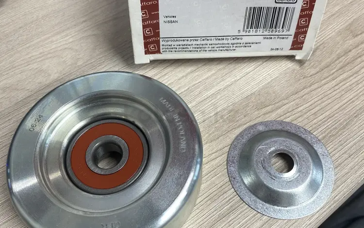 Натяжной ролик NISSAN за 5 000 тг. в Алматы