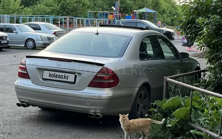 Mercedes-Benz E 320 2004 годаүшін4 600 000 тг. в Астана