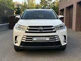 Toyota Highlander 2018 года за 18 500 000 тг. в Астана