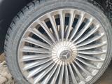 Диски с резиной зима лето на Мерседес за 350 000 тг. в Кордай