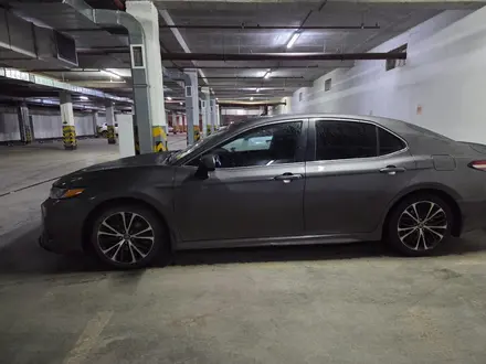Toyota Camry 2018 года за 11 500 000 тг. в Астана – фото 6