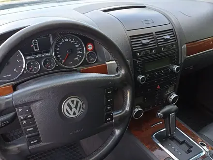 Volkswagen Touareg 2008 года за 7 300 000 тг. в Алматы