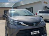 Toyota Sienna 2022 года за 17 000 000 тг. в Караганда – фото 2