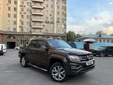 Volkswagen Amarok 2017 года за 16 800 000 тг. в Алматы