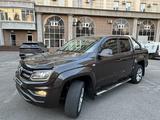 Volkswagen Amarok 2017 года за 16 800 000 тг. в Алматы – фото 2