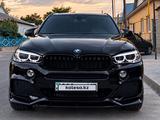 BMW X5 2018 года за 19 200 000 тг. в Шымкент – фото 4
