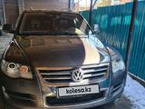 Volkswagen Touareg 2007 года за 8 000 000 тг. в Алматы