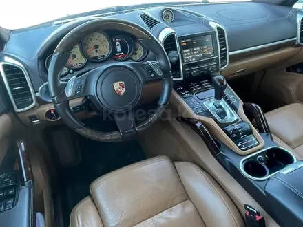 Porsche Cayenne 2014 года за 23 500 000 тг. в Алматы – фото 11