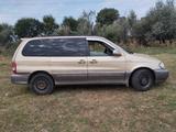 Kia Carnival 2001 годаfor2 200 000 тг. в Алматы – фото 2