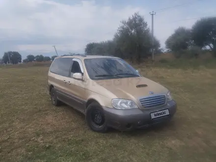 Kia Carnival 2001 года за 2 200 000 тг. в Алматы – фото 5