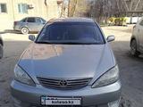 Toyota Camry 2005 года за 5 300 000 тг. в Семей – фото 2