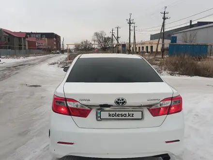 Toyota Camry 2013 года за 7 700 000 тг. в Уральск – фото 3