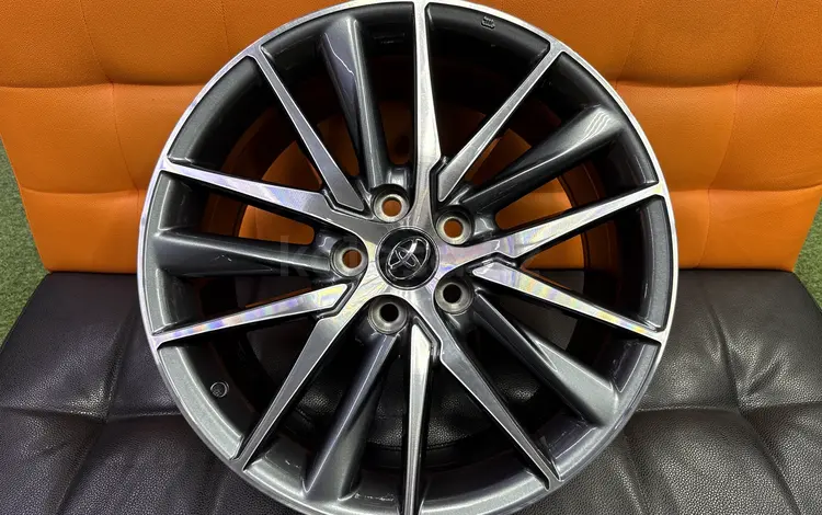 Диски Toyota Camry 75 R-18*5*114.3 оригинал цвет в наличии Astana за 248 000 тг. в Астана