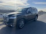 Toyota Land Cruiser 2022 года за 54 500 000 тг. в Алматы – фото 2
