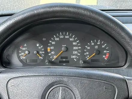 Mercedes-Benz C 220 1993 года за 870 000 тг. в Павлодар – фото 18