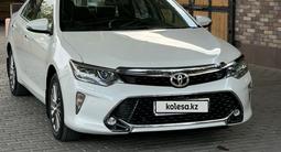 Toyota Camry 2017 годаүшін13 900 000 тг. в Шымкент
