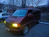 Volkswagen Multivan 1993 годаүшін3 500 000 тг. в Караганда