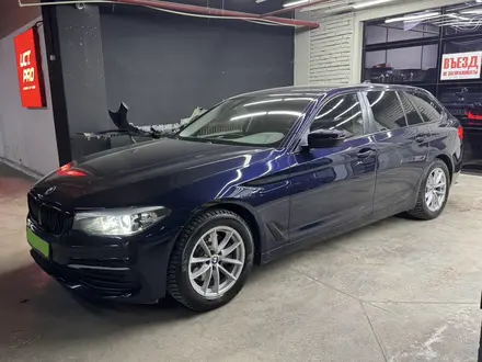 BMW 520 2020 года за 18 200 000 тг. в Астана – фото 7