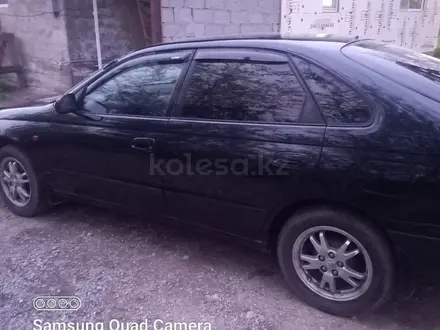 Toyota Carina E 1995 года за 1 900 000 тг. в Алматы – фото 6