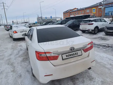 Toyota Camry 2014 года за 9 500 000 тг. в Астана – фото 3