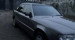 Mercedes-Benz E 300 1993 года за 1 600 000 тг. в Алматы – фото 3
