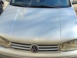 Volkswagen Golf 2001 годаfor3 600 000 тг. в Астана