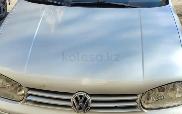 Volkswagen Golf 2001 годаfor3 600 000 тг. в Астана