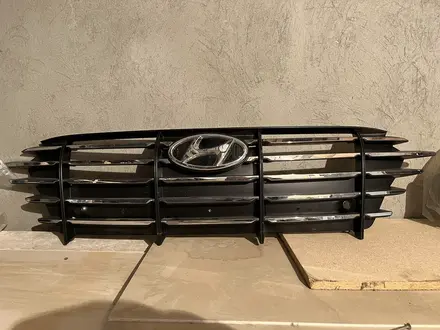 Решетка Hyundai Sonata за 10 000 тг. в Алматы