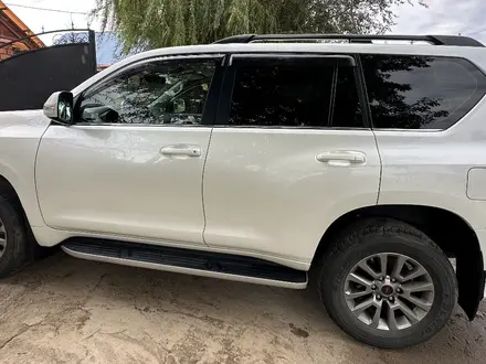 Toyota Land Cruiser Prado 2020 года за 30 500 000 тг. в Актобе – фото 2