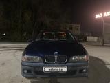 BMW 528 1996 года за 3 000 000 тг. в Караганда – фото 2