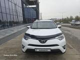 Toyota RAV4 2017 года за 12 300 000 тг. в Шымкент – фото 4