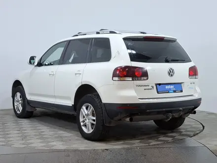 Volkswagen Touareg 2008 года за 4 990 000 тг. в Астана – фото 7