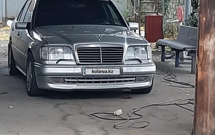 Mercedes-Benz E 320 1994 годаүшін4 200 000 тг. в Алматы