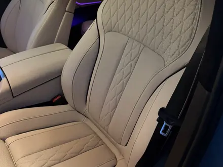 BMW X7 2023 года за 70 000 000 тг. в Уральск – фото 16