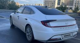 Hyundai Sonata 2023 года за 12 400 000 тг. в Астана – фото 3