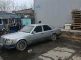 Mercedes-Benz E 300 1990 года за 800 000 тг. в Астана – фото 3