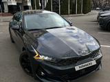 Kia K5 2021 года за 9 990 000 тг. в Алматы
