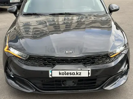 Kia K5 2021 года за 9 990 000 тг. в Алматы – фото 9