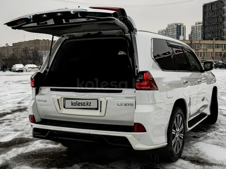 Lexus LX 570 2016 года за 39 000 000 тг. в Алматы – фото 33