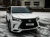 Lexus LX 570 2016 годаүшін39 000 000 тг. в Алматы