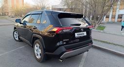 Toyota RAV4 2021 года за 15 950 000 тг. в Астана – фото 4
