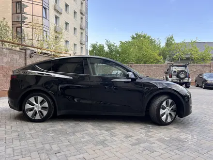Tesla Model Y 2022 года за 14 950 000 тг. в Алматы – фото 3